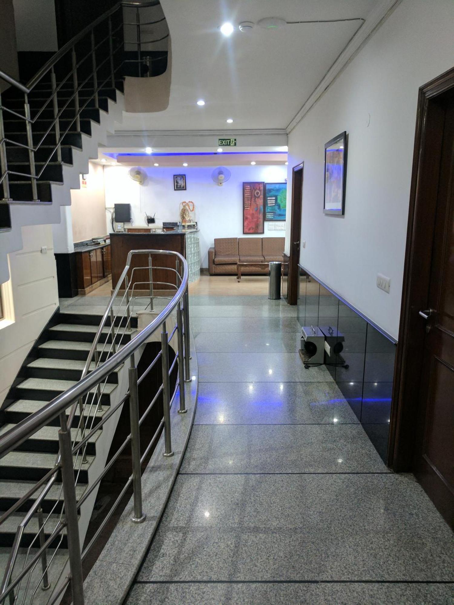 Hotel Exotica Leisure Valley, גורגאון מראה חיצוני תמונה