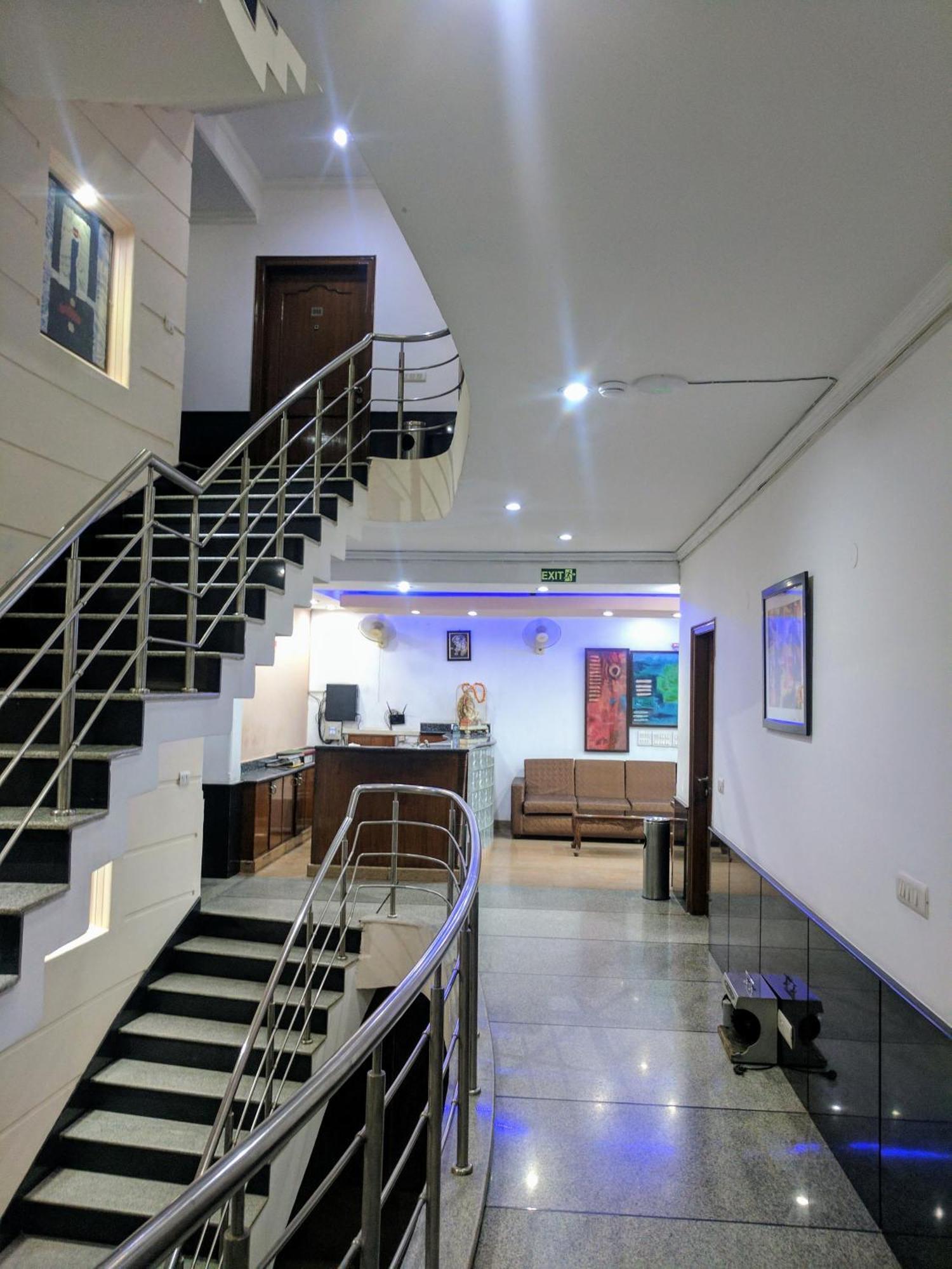 Hotel Exotica Leisure Valley, גורגאון מראה חיצוני תמונה